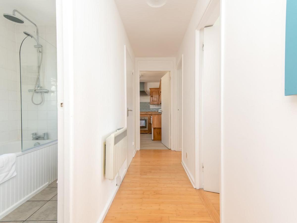 Pass The Keys Bright Modern One Bed Apartment - Bath City Centre Екстериор снимка